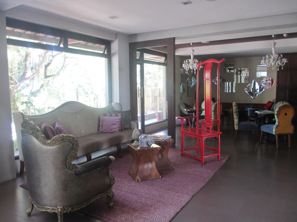 The Theodore Hotel Tagaytay City Bagian luar foto