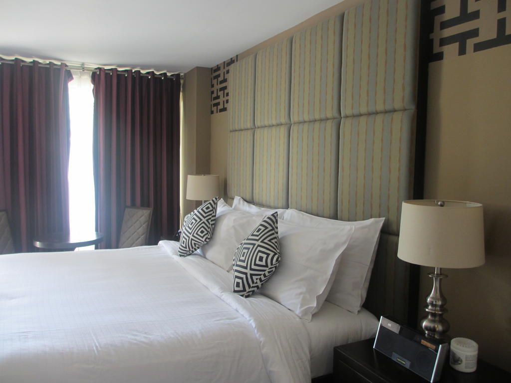 The Theodore Hotel Tagaytay City Ruang foto