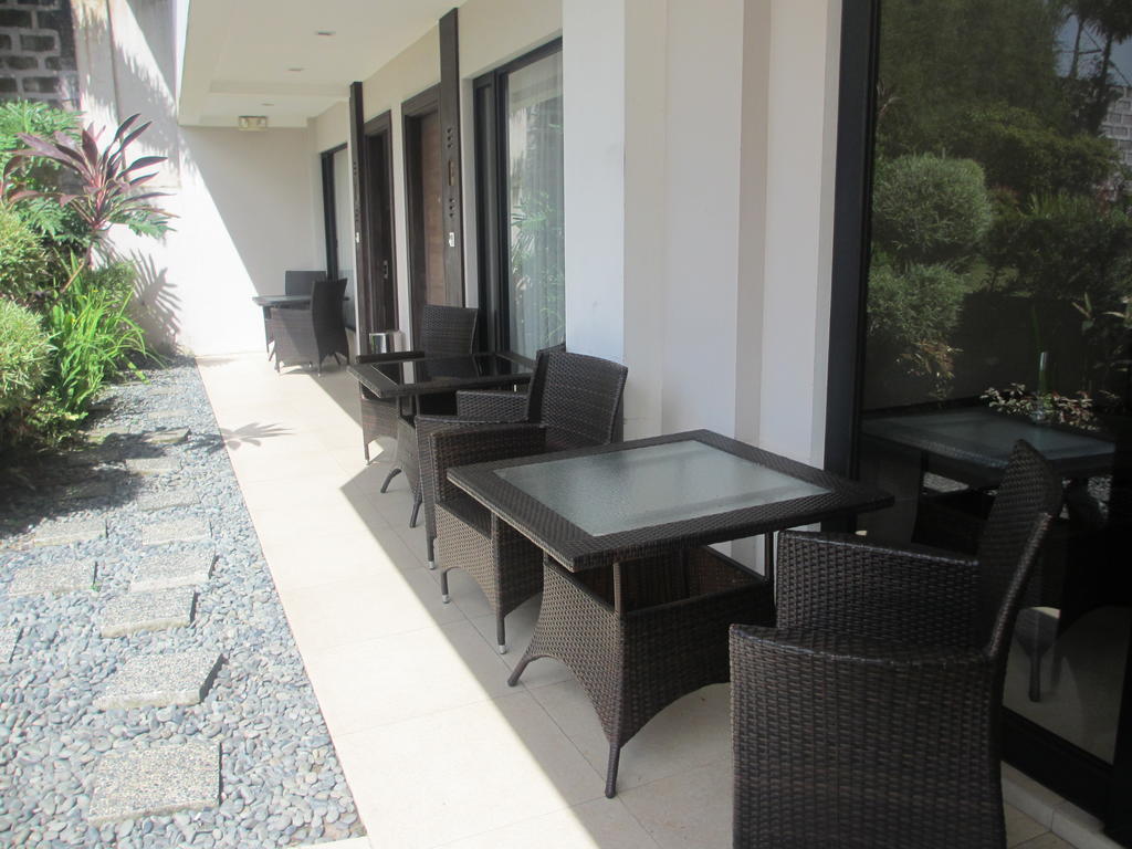 The Theodore Hotel Tagaytay City Bagian luar foto
