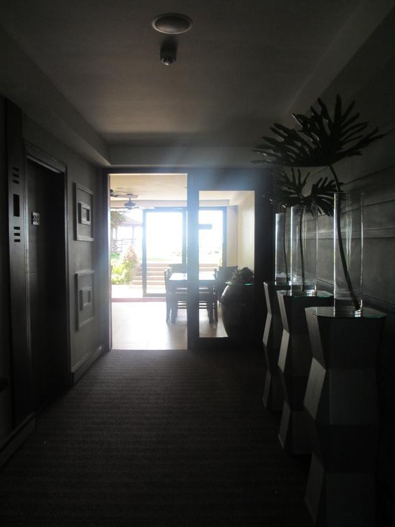 The Theodore Hotel Tagaytay City Bagian luar foto