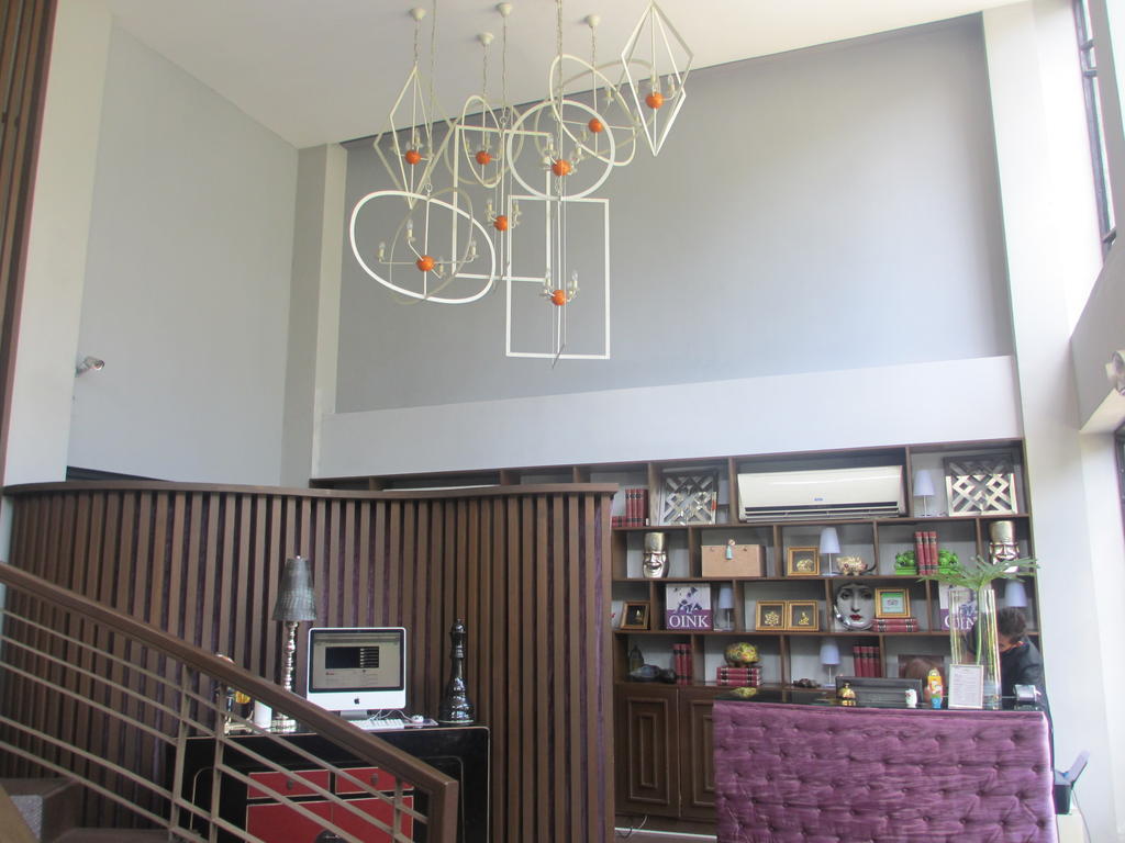 The Theodore Hotel Tagaytay City Bagian luar foto