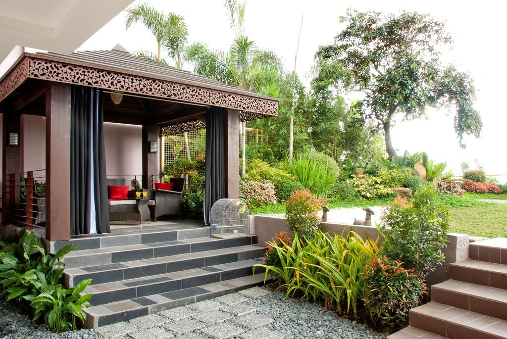 The Theodore Hotel Tagaytay City Bagian luar foto